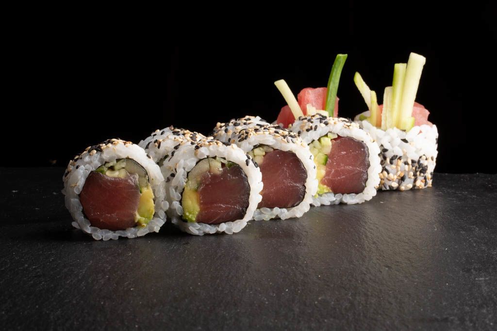 Billede af Tuna Roll - Ura Maki Basic 