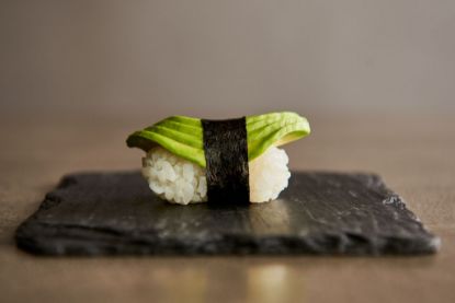 Billede af 2 stk. Avocado - Vegan Nigiri